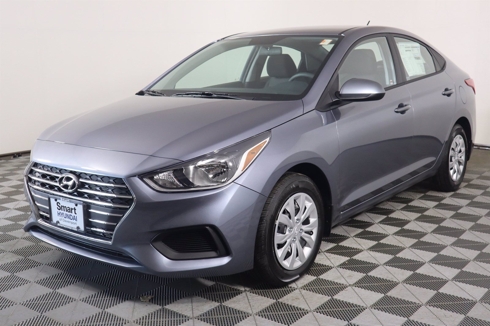 New 2020 Hyundai Accent SE 4dr Car in Davenport #I14858 | Smart Automotive