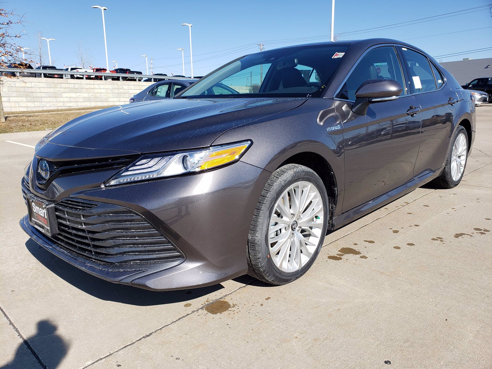 New 2020 Toyota Camry Hybrid XLE 4dr Car in Davenport #23077 | Smart ...