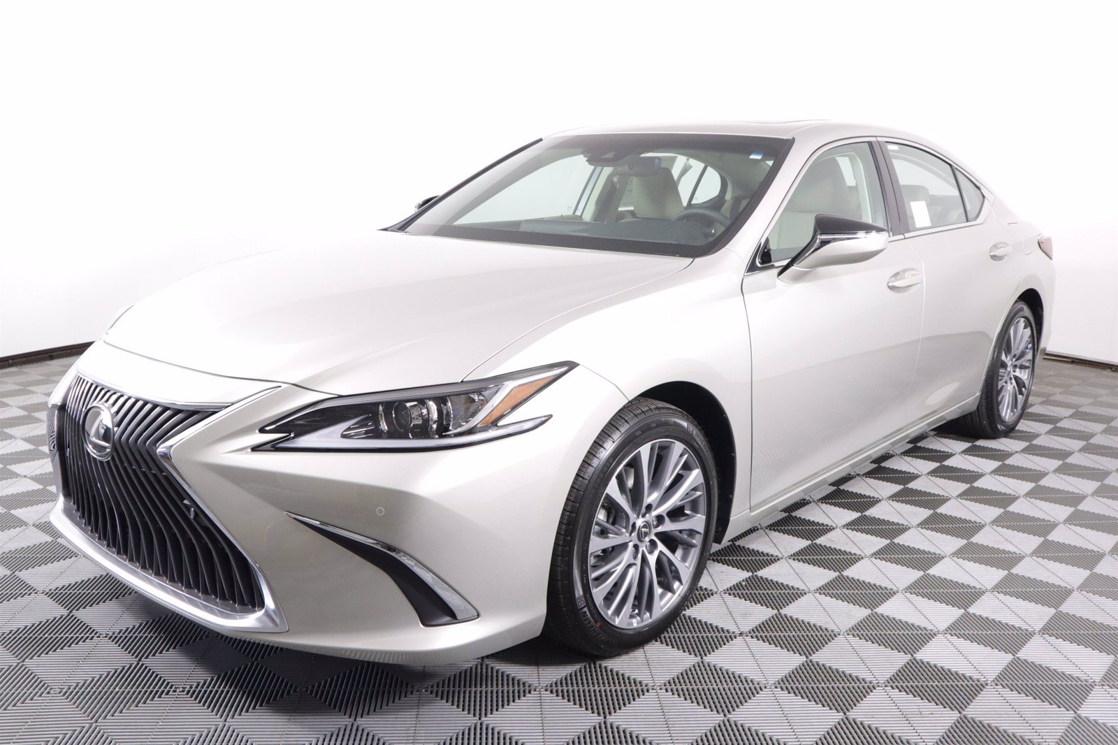 New 2020 Lexus ES ES 350 4dr Car in Davenport #L20754 | Smart Automotive