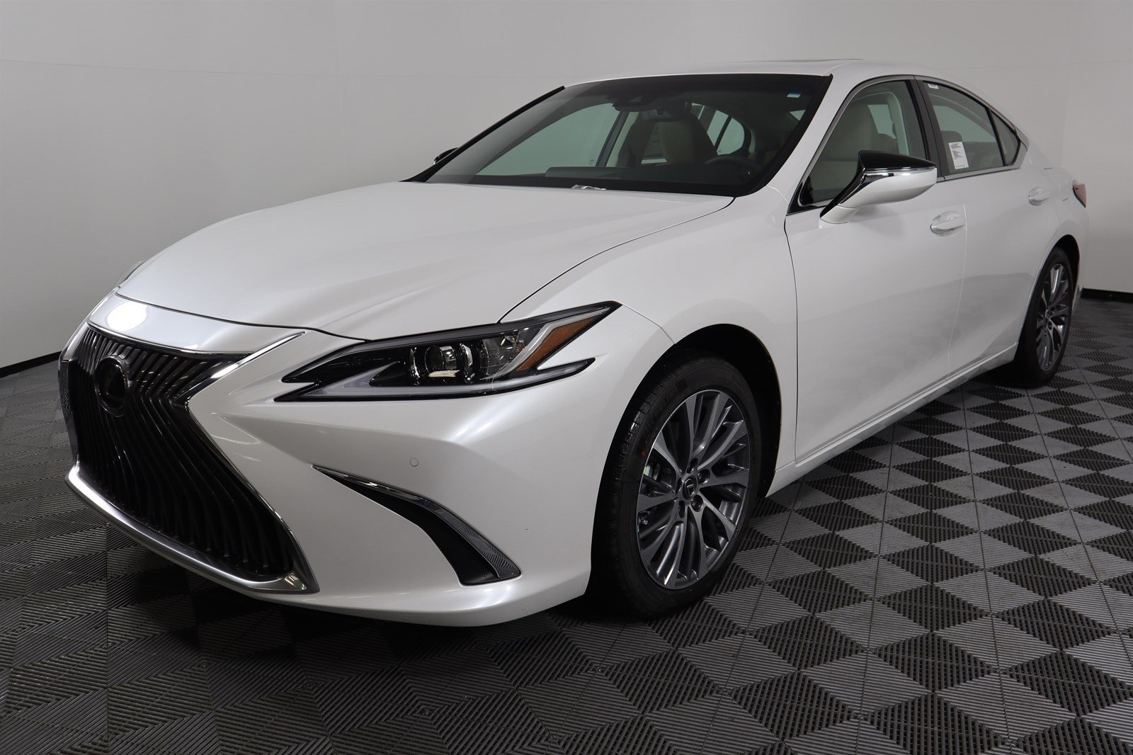 New 2020 Lexus ES ES 350 4dr Car in Davenport #L20300 | Smart Automotive