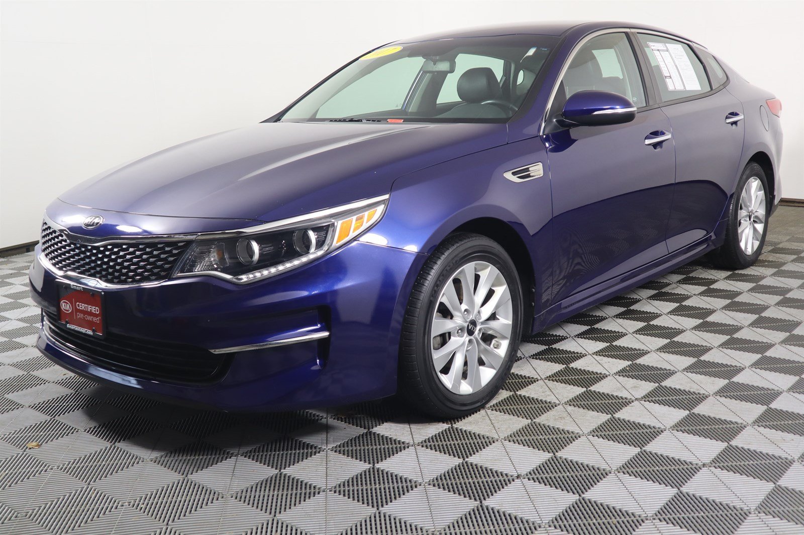 Certified Pre-Owned 2017 Kia Optima EX 4dr Car in Davenport #K17165A ...
