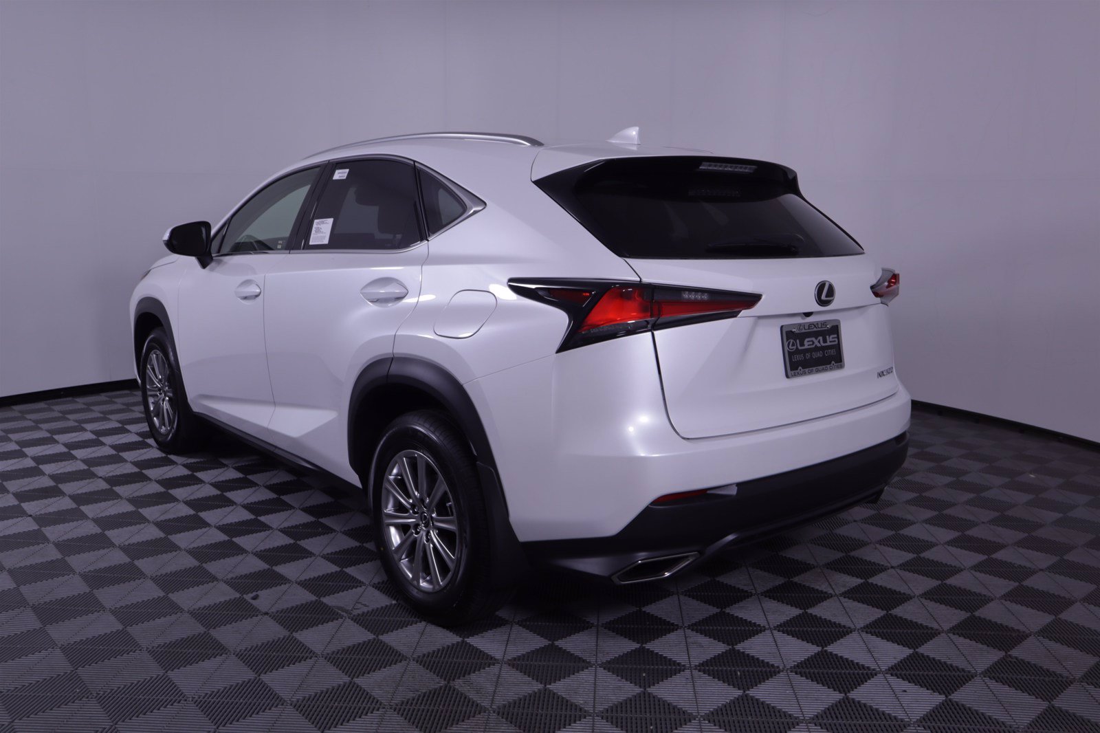 Lexus nx 300 2020