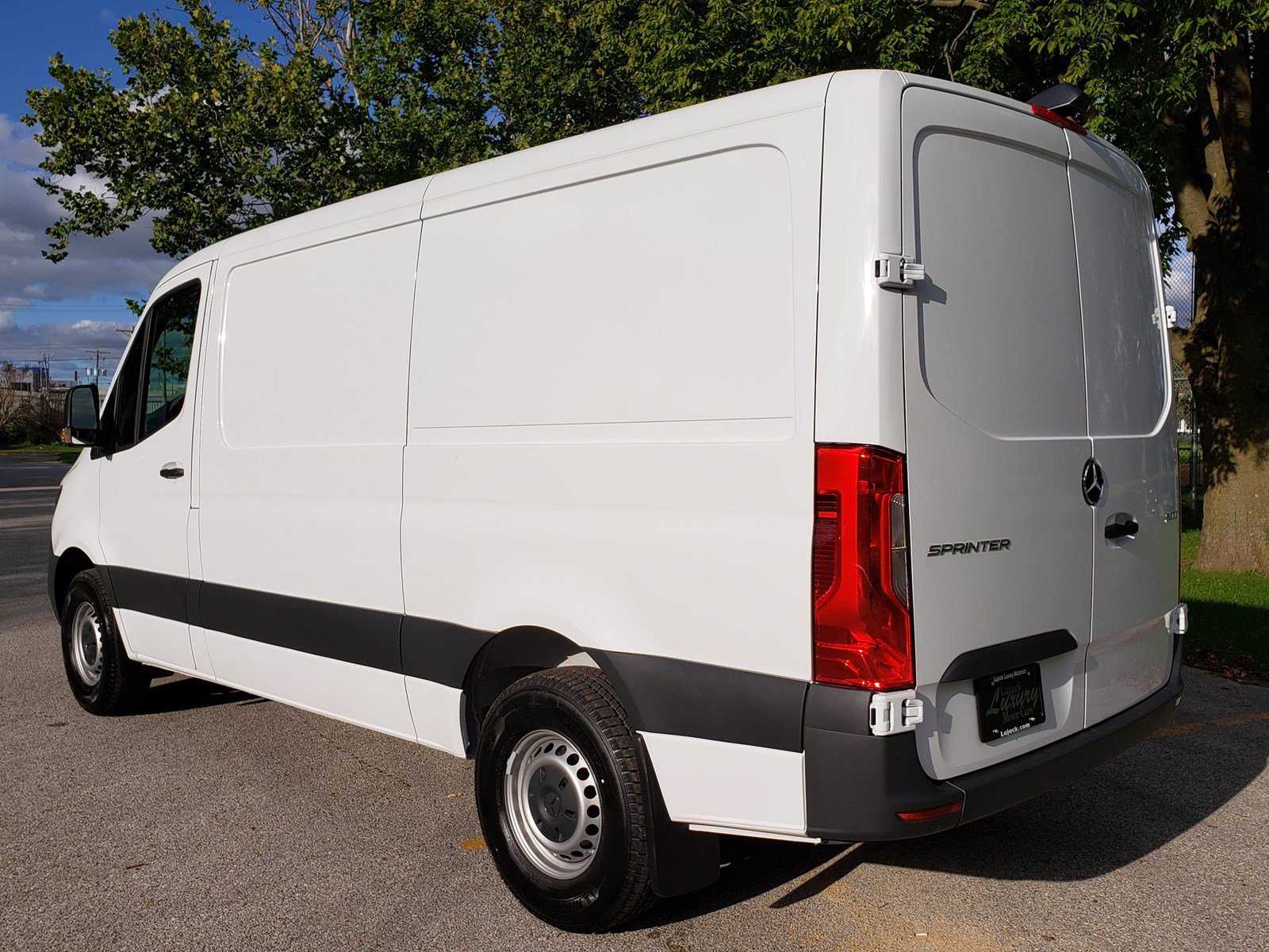 New 2019 Mercedes Benz Sprinter Cargo Van Cargo 144 Wb Rwd Full Size Cargo Van